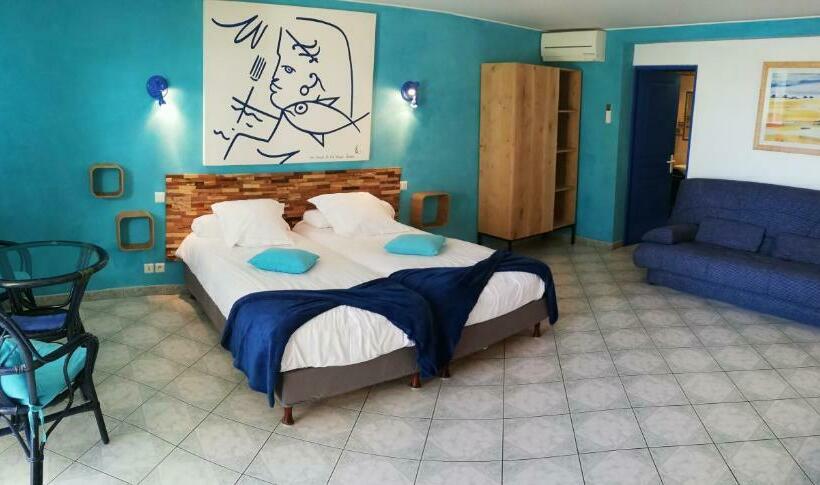 Отель Chambre D'hôtes La Potinière