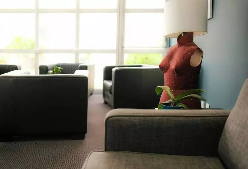 Отель Logis Hôtel De L Europe