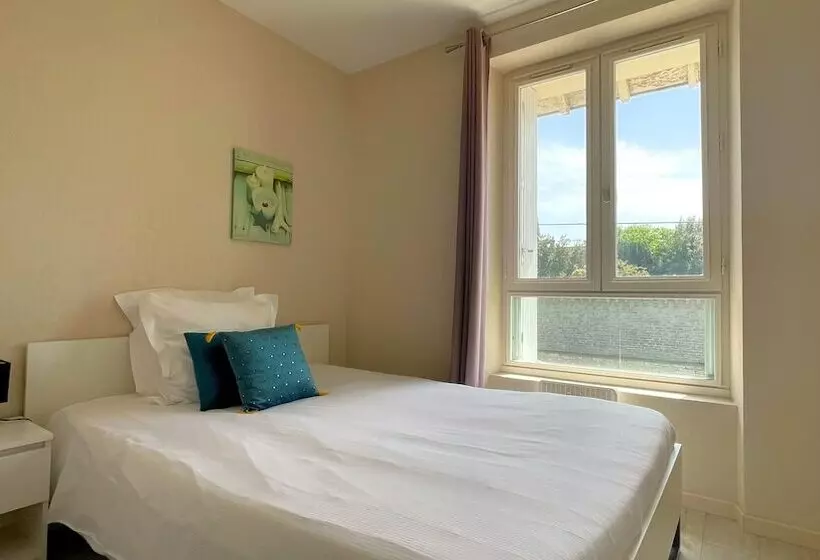 Отель Des Quatre Saisons