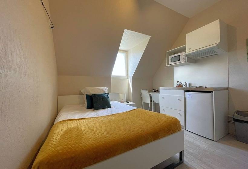 هتل Des Quatre Saisons