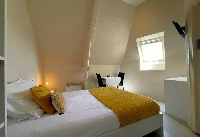 Отель Des Quatre Saisons