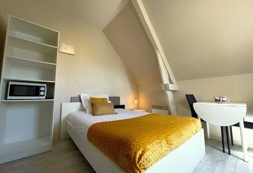 هتل Des Quatre Saisons