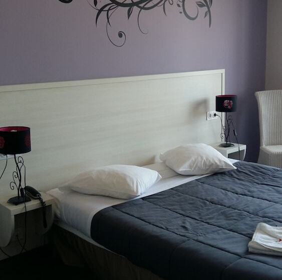 בית מלון כפרי Des Thermes Et Du Casino