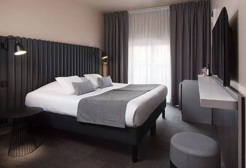 Отель Diana Dauphine