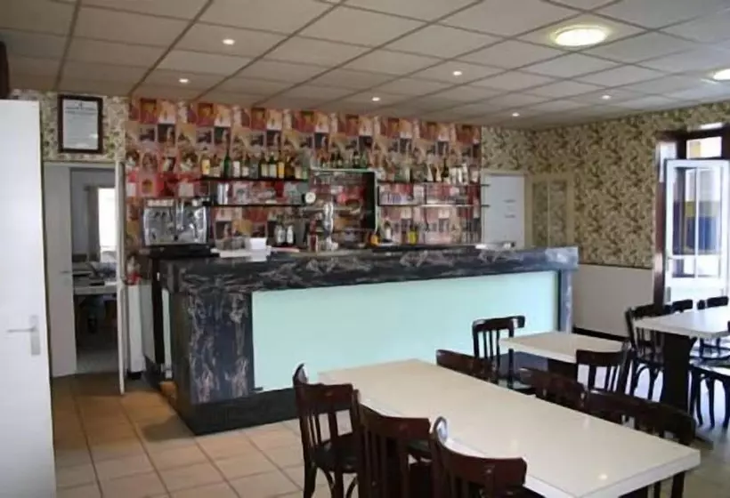 בית מלון כפרי Du Marche