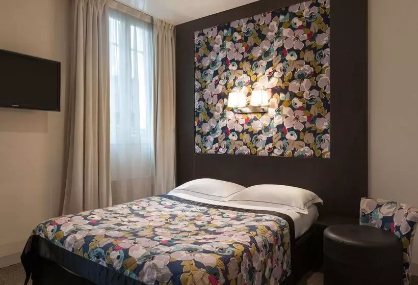 ホテル Du Vieux Saule