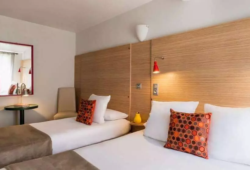 ホテル Edmond Rostand