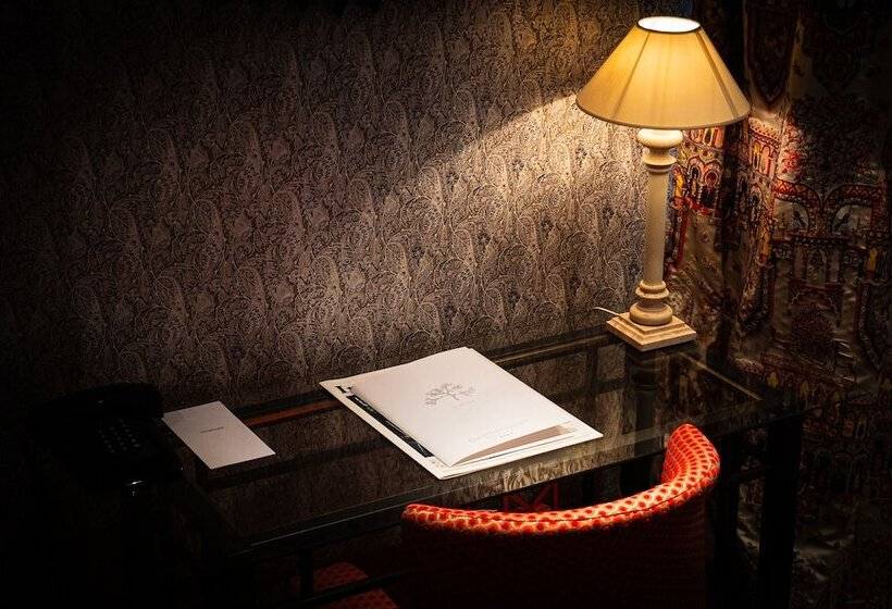 בית מלון כפרי Grand Hôtel Du Lion D Or