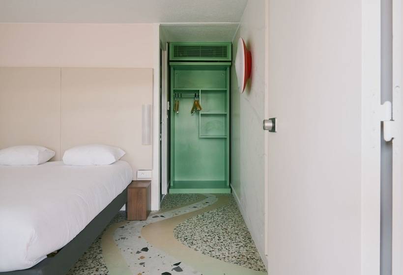 Greet Hotel Versailles   Voisins Le Bretonneux