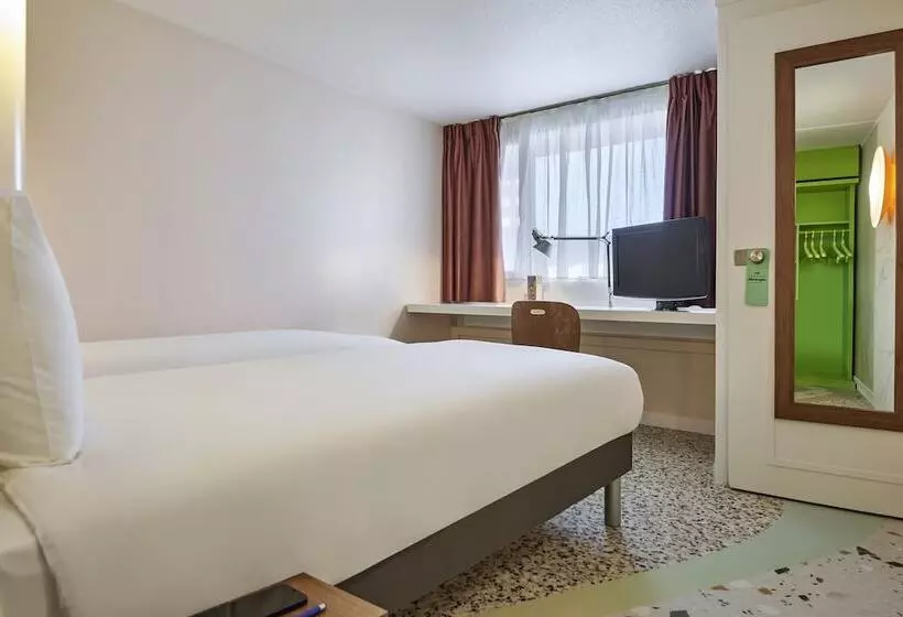 Greet Hotel Versailles Voisins Le Bretonneux