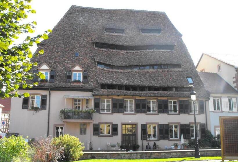 هتل Hôtel D Alsace