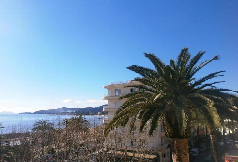 فندق Espadon Bleu