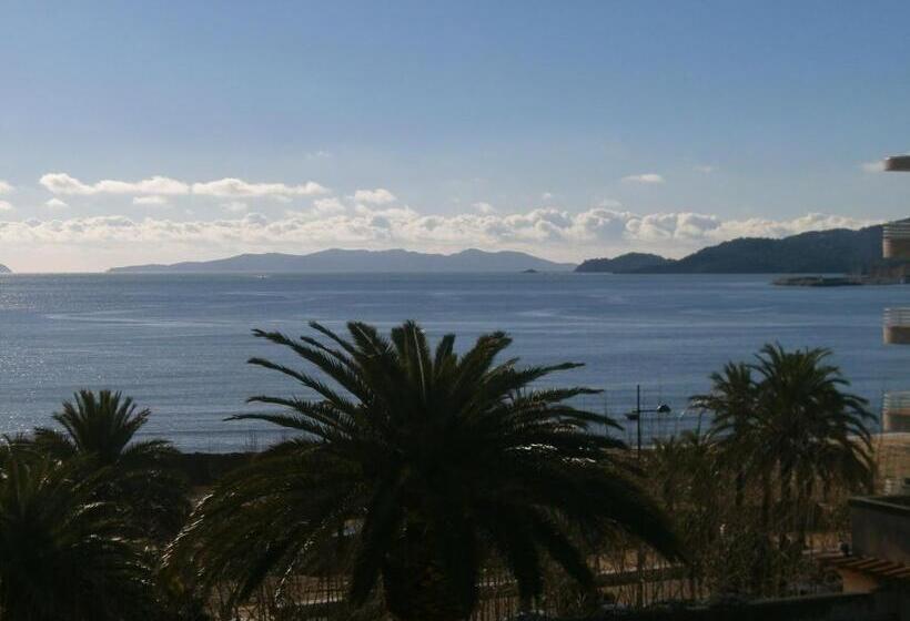 فندق Espadon Bleu