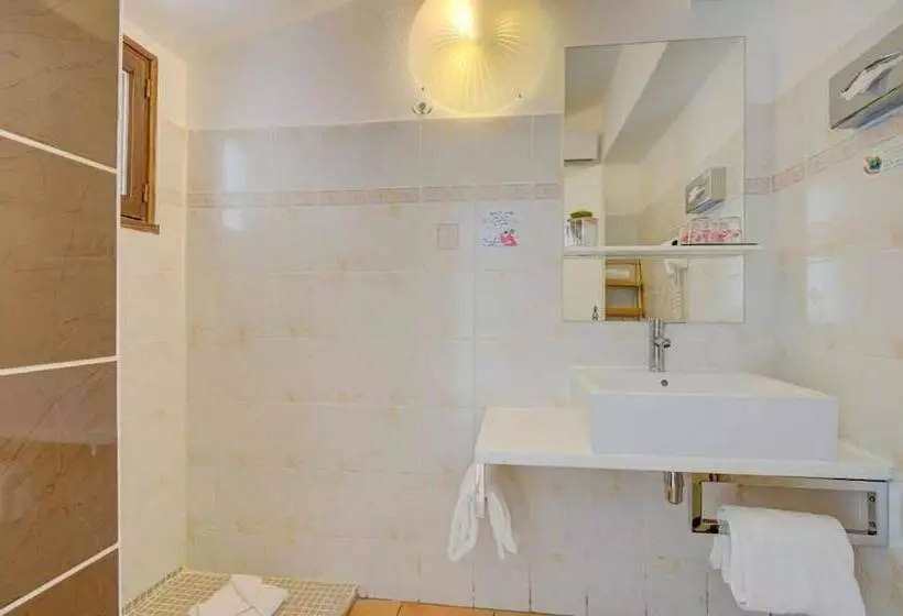 酒店 Hôtel La Palunette