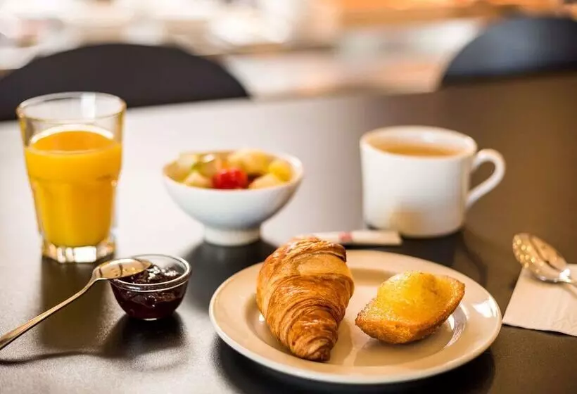 هتل Ibis Carcassonne Est La Cité