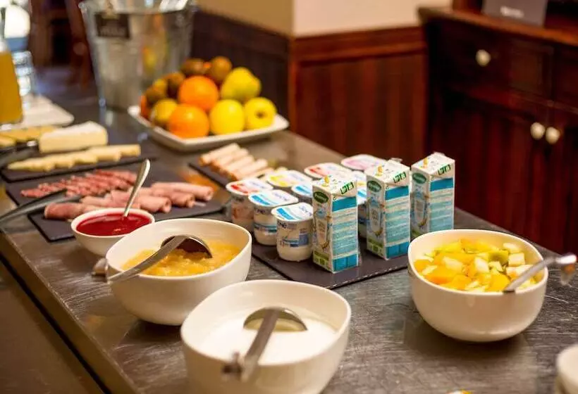 هتل Ibis Carcassonne Est La Cité