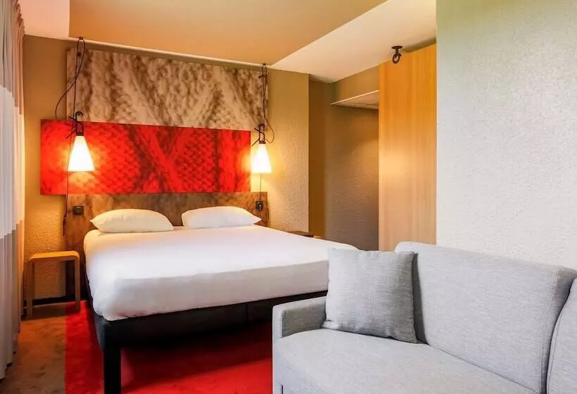 هتل Ibis Carcassonne Est La Cité