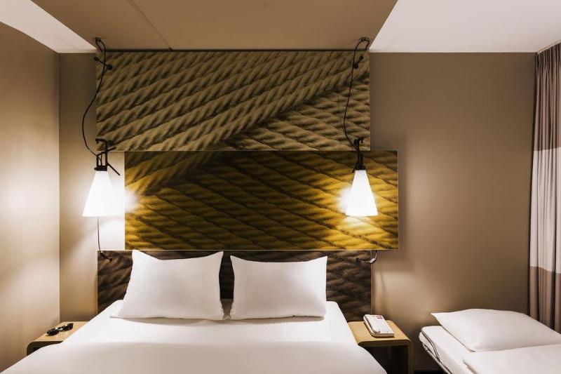 هتل Ibis Compiègne