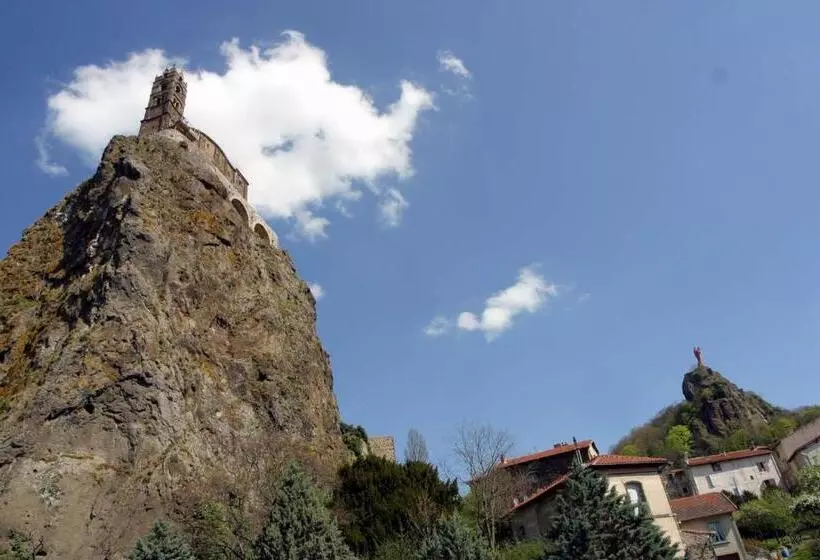 בית מלון כפרי Ibis Le Puyenvelay Centre