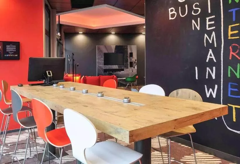 בית מלון כפרי Ibis Le Puyenvelay Centre