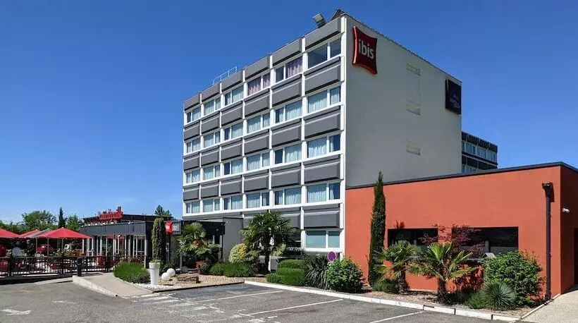 Отель Ibis Lyon Villefranchesursaône