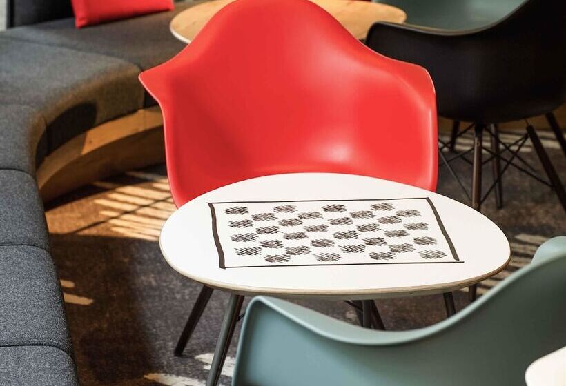 هتل Ibis Lyon Villefranchesursaône