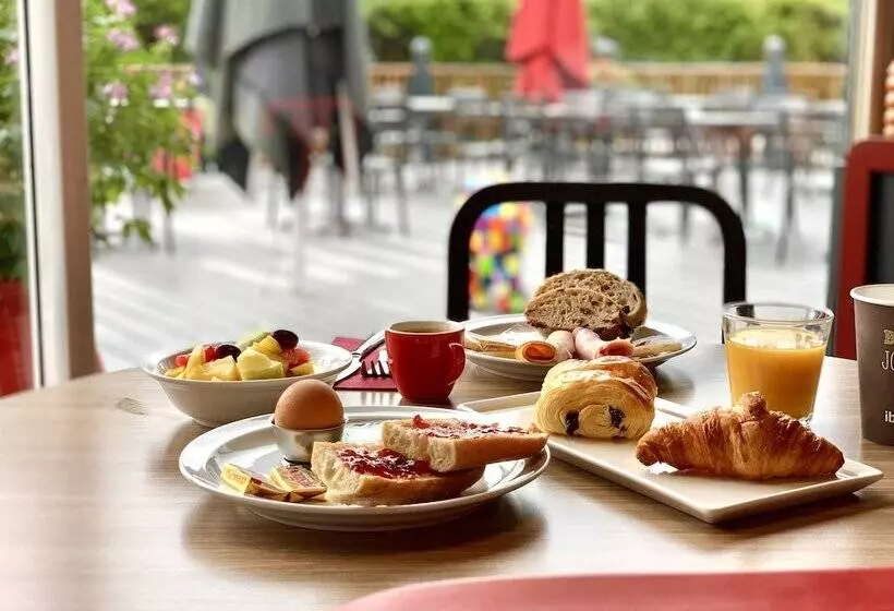 Отель Ibis Lyon Villefranchesursaône