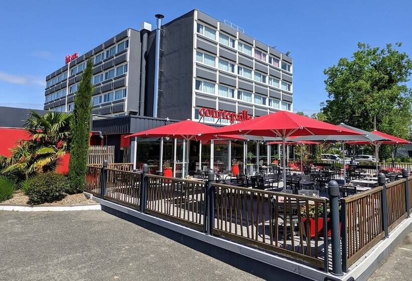 هتل Ibis Lyon Villefranchesursaône