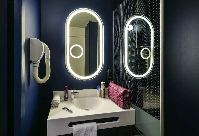 ホテル Ibis Saint Rambert D Albon