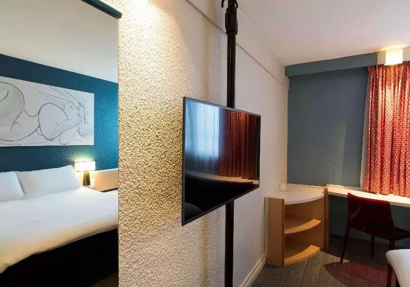 هتل Ibis Tours Nord