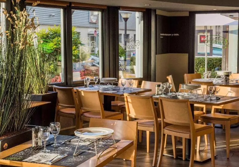 هتل Ibis Tours Nord