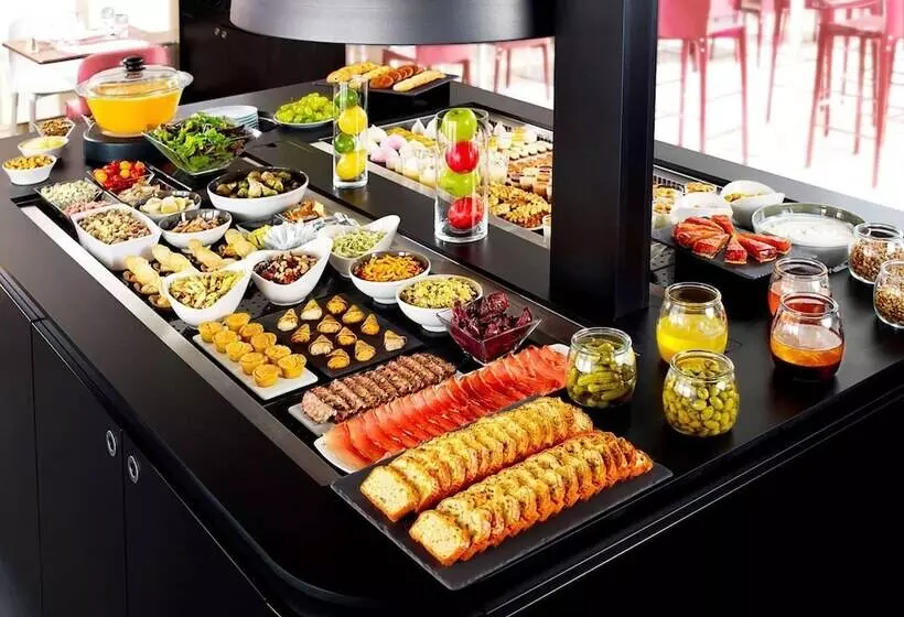 Hotel Kyriad Direct Le Bourget Gonesse