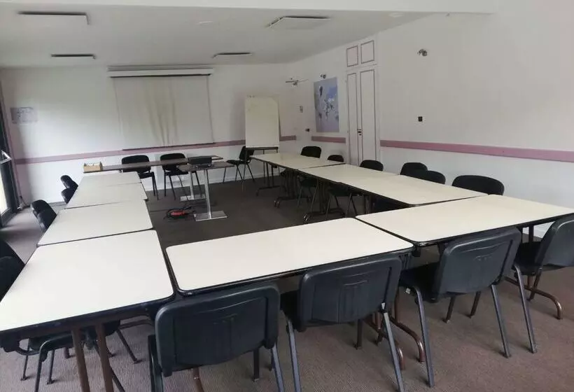 Hotel Kyriad Direct Soissons