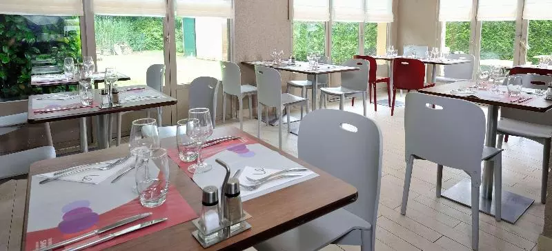 Hotel Kyriad Direct Soissons