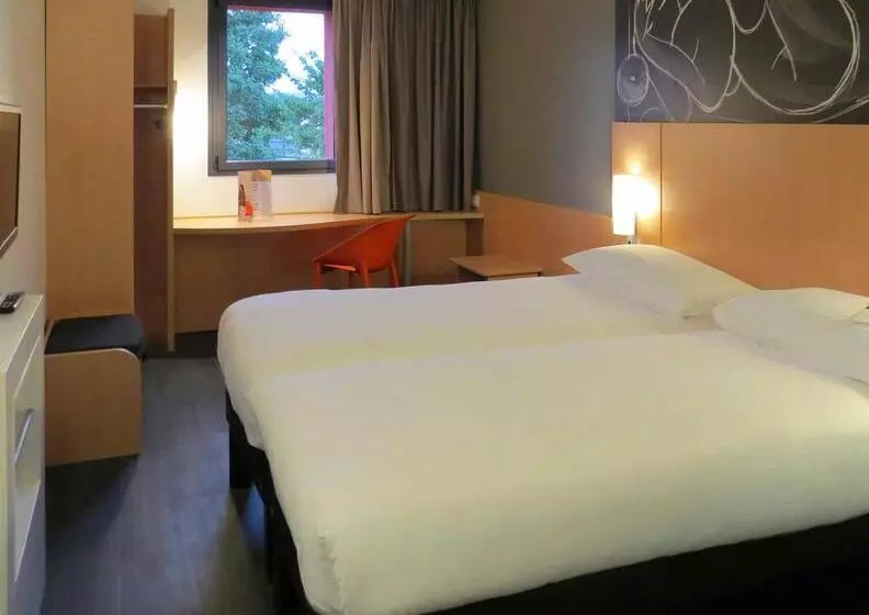 Hotel Kyriad Direct Soissons