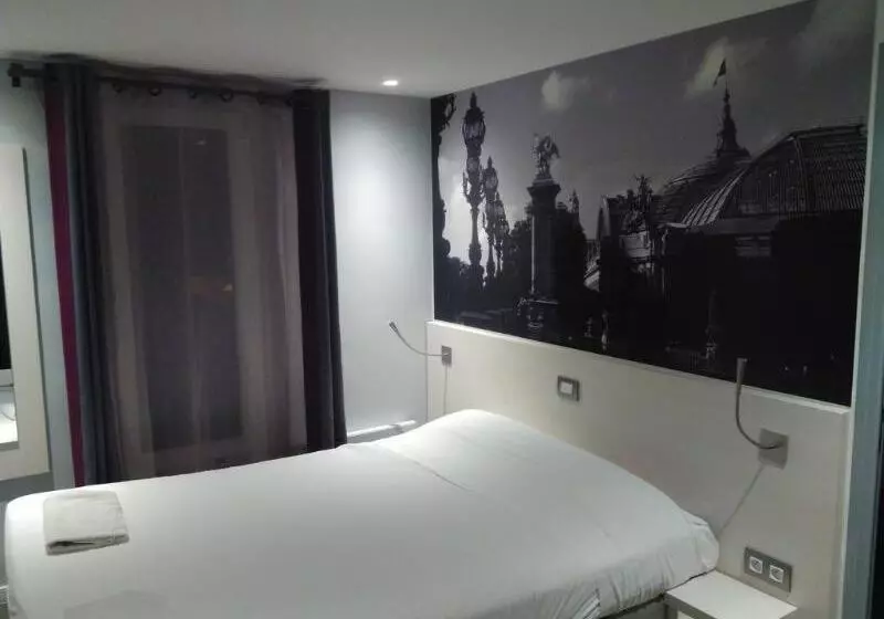 ホテル Kyriad Paris 12 Nation