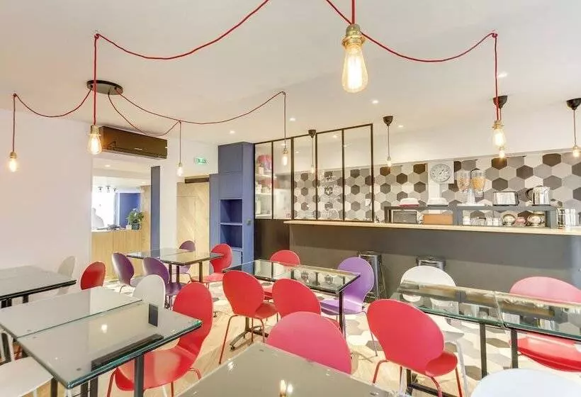 ホテル Kyriad Paris 12 Nation