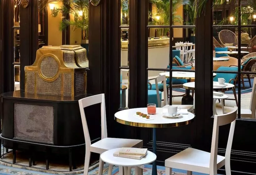 ホテル L Echiquier Opera Paris  Mgallery