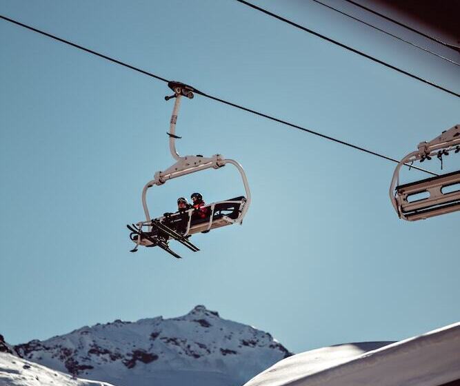 هتل Le Fitz Roy, A Beaumier