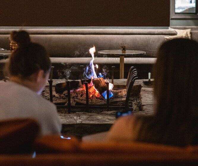 هتل Le Fitz Roy, A Beaumier