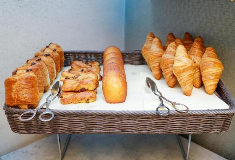 בית מלון כפרי Nice Excelsior Centre Ville By Happyculture