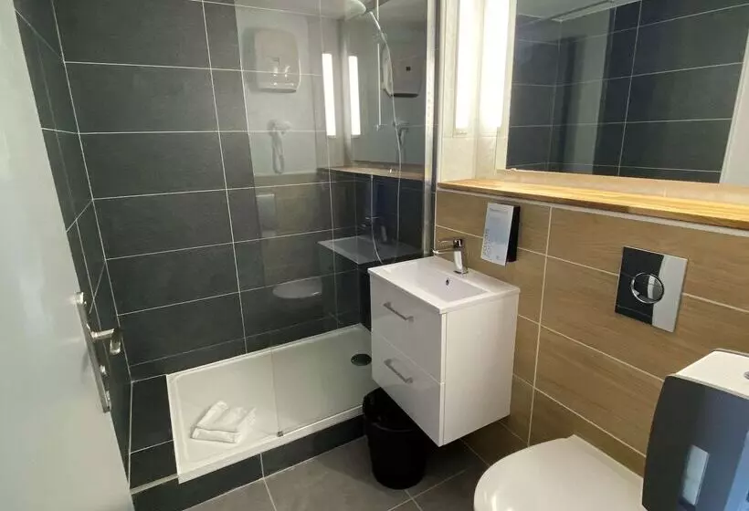 فندق Campanile Saumur