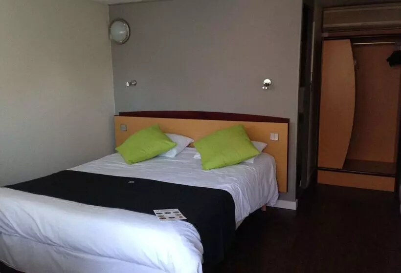 فندق Campanile Saumur