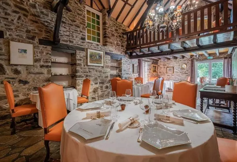 هتل Au Moulin De La Gorce