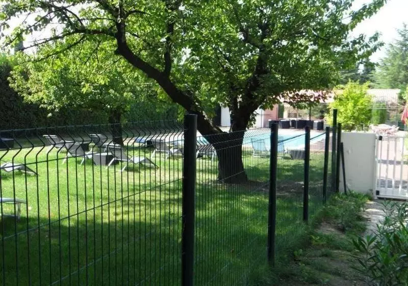 בית מלון כפרי Domaine Du Val De Ceze