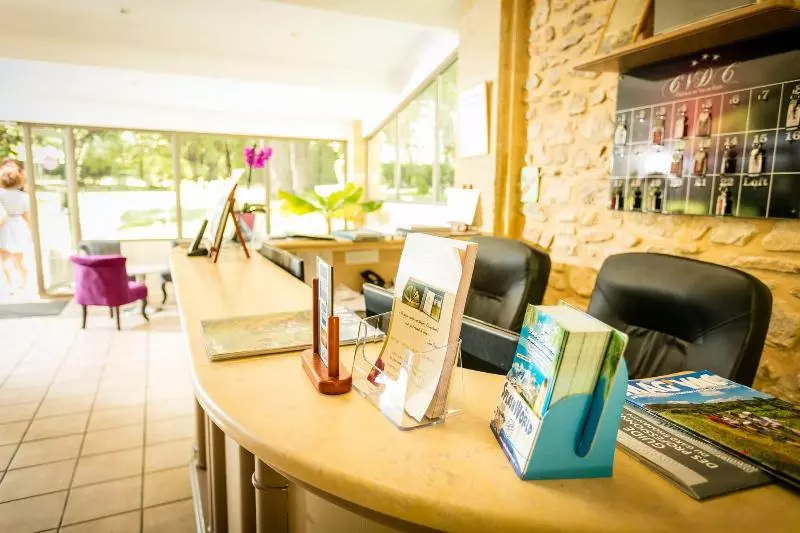 בית מלון כפרי Domaine Du Val De Ceze