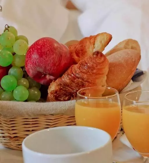 ホテル Hôtel Les Tilleuls