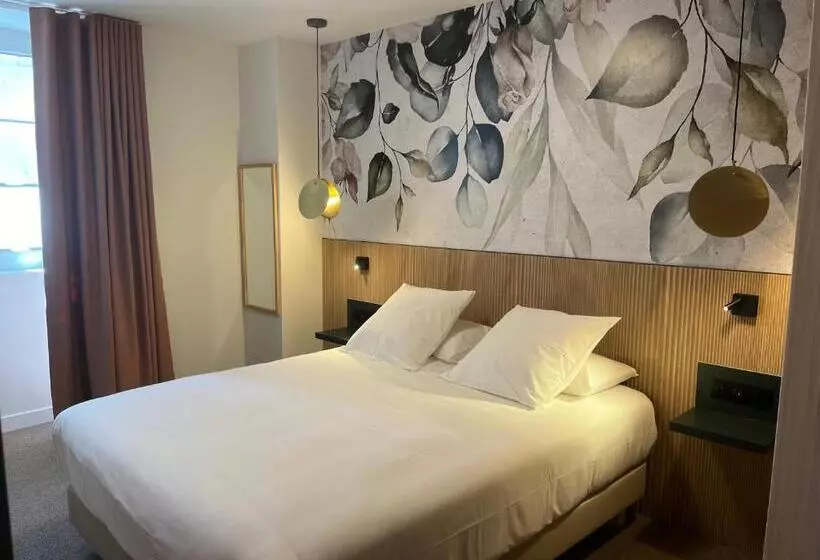 ホテル Hôtel Les Tilleuls