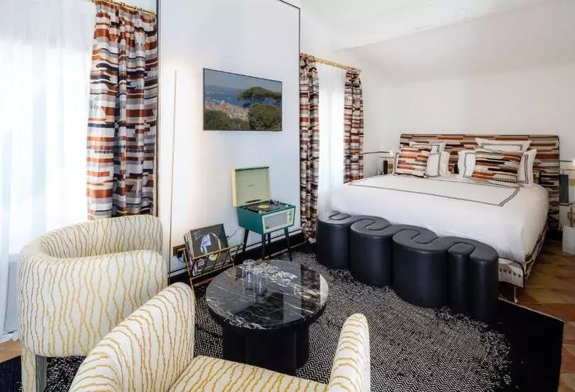 ホテル Le Yaca Saint Tropez