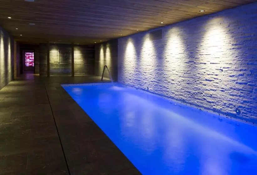 Chalet Hotel Crychar